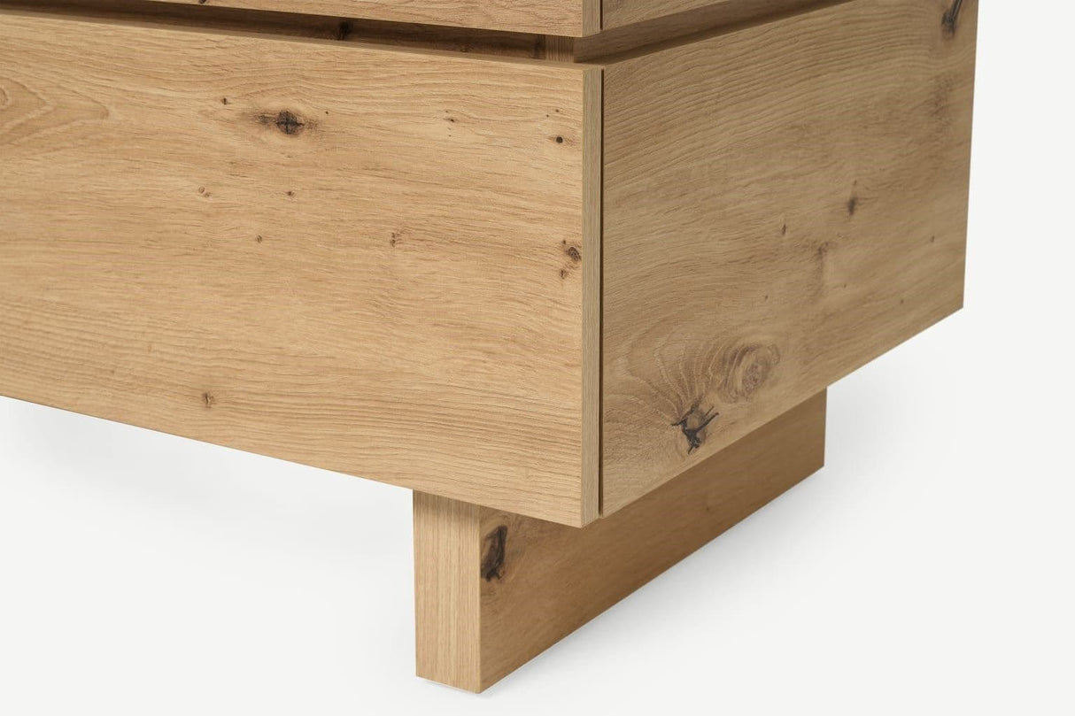 Mera 4 Drawer Chest in Sun-Lit Oak Effect